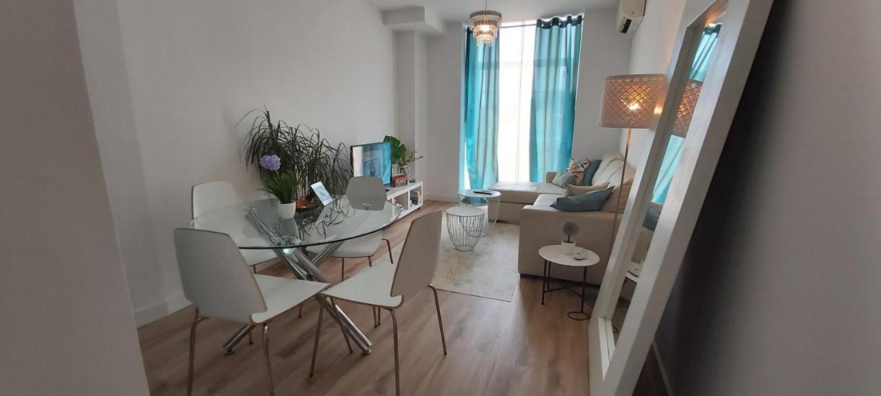 Malaga Centro Terraza Apartment Bagian luar foto